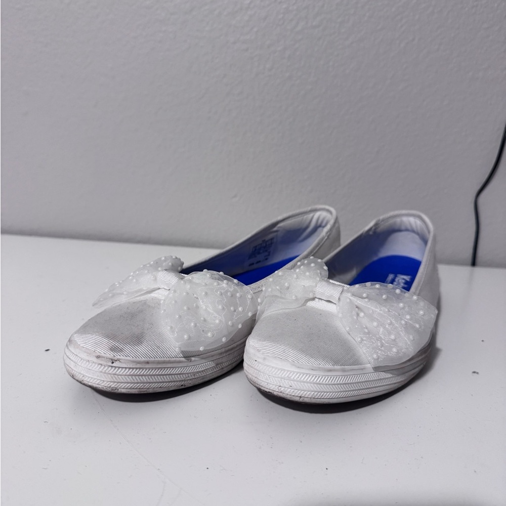 White Keds Shoes with Bow